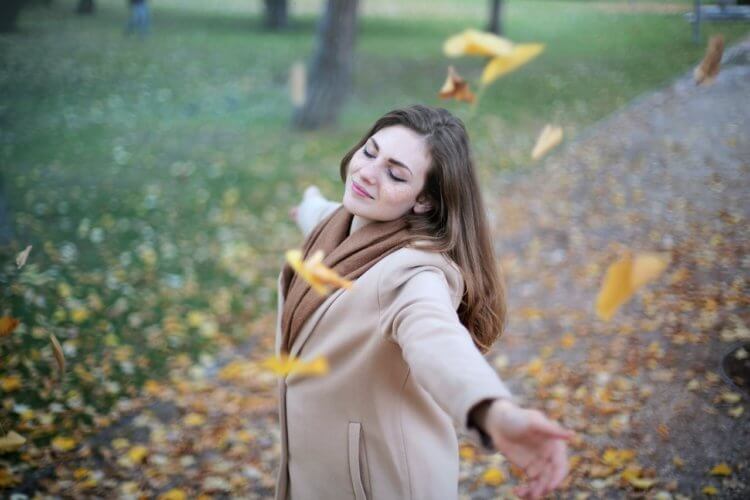 happy woman in the park